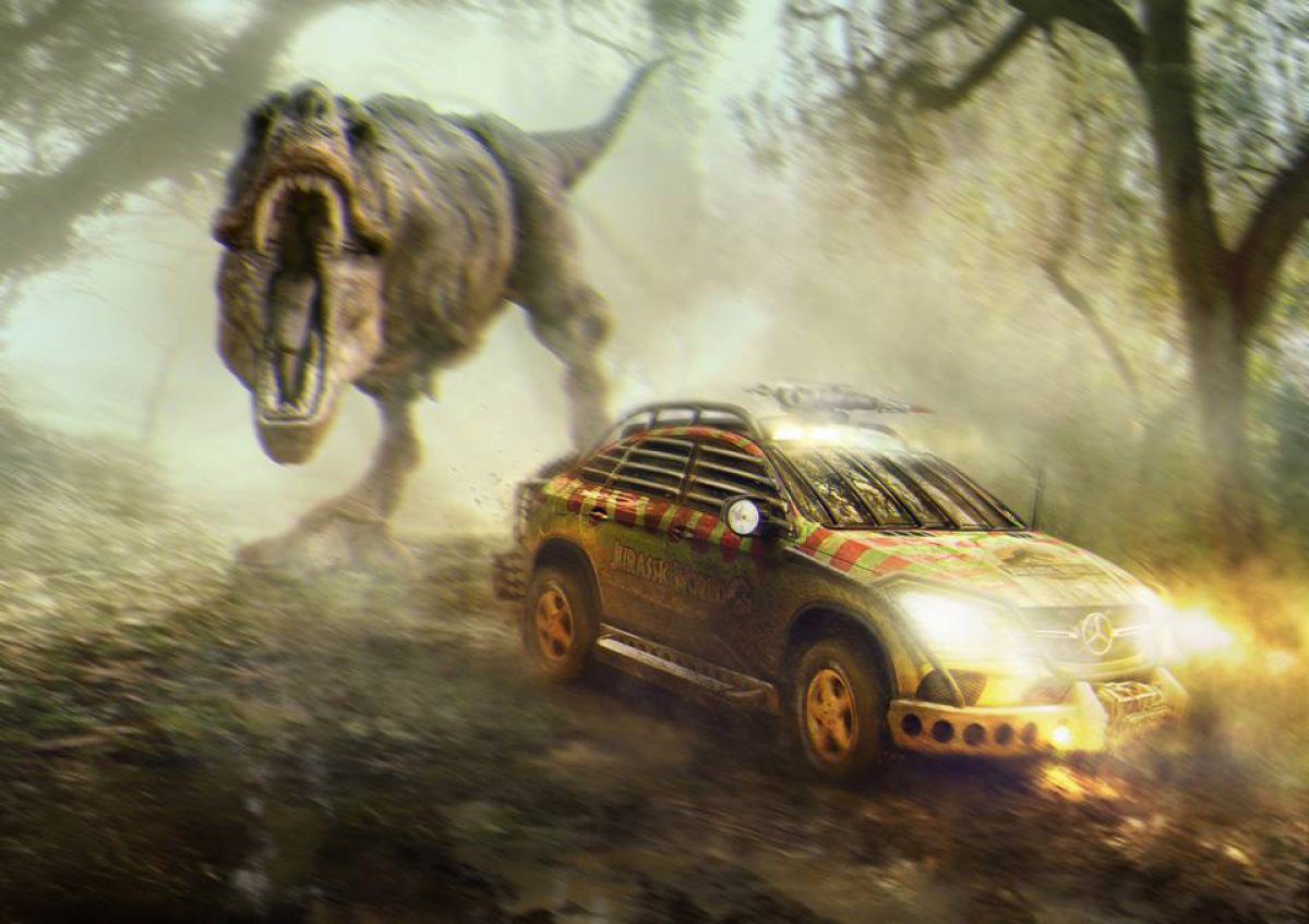 Mercedes that fights the dinosaurs