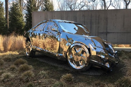 Mercedes crashing mirrors