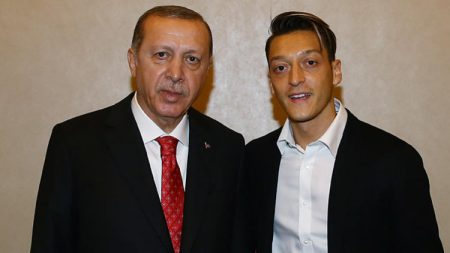 Mesut Ozil Erdogan