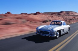 60 years Mercedes 300 SL: the Eternity-Generating Star