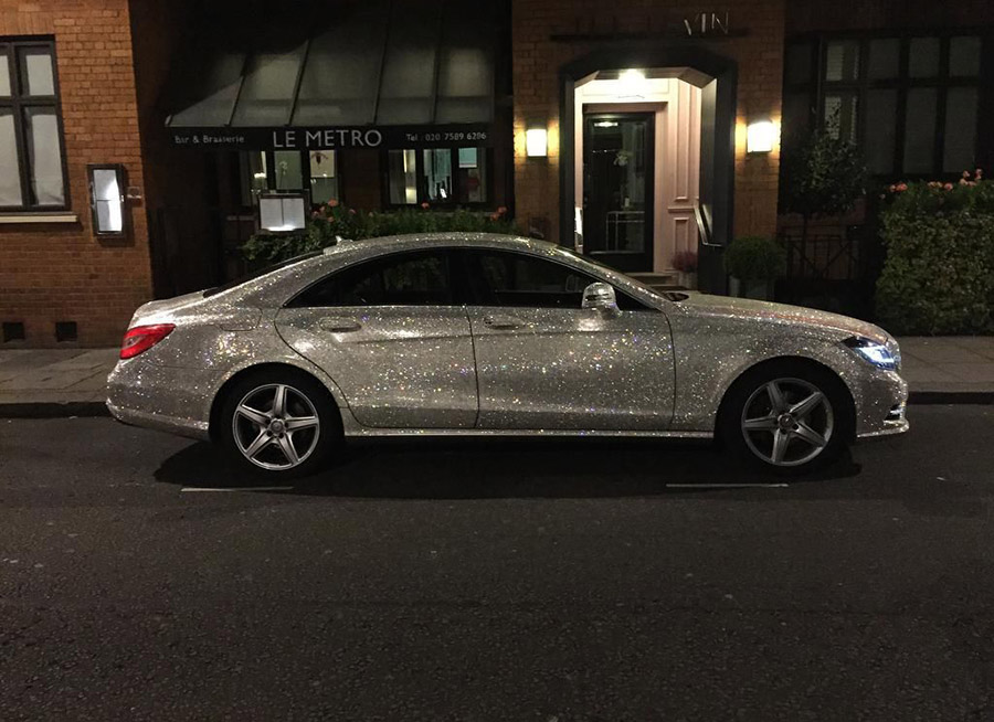 The Mercedes-Benz covered in Swarovski was sold - MercedesBlog
