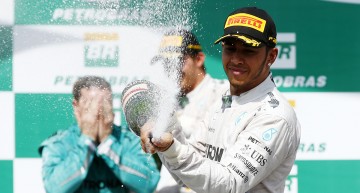 Urgent contract talks with Lewis Hamilton