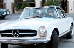 Harry Styles – His Car is Older than Him