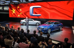 Mercedes-Benz China boss lives to see another mandate