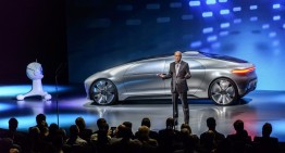 Zetsche attacks Toyota: ‘Fuel cell patent offer, a PR move’