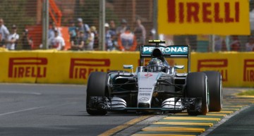F1 Australia: Mercedes hits twice