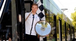 Nico Rosberg riding “a streetcar named Desire”