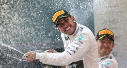 Hamilton stays with Mercedes until 2018 and becomes best paid British sportsman