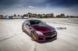 Only a Mercedes-Benz CLS can pull off such a look!