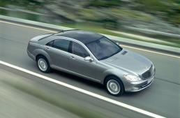 This might be the best time to get a W221 S-Class, says carscoops.com