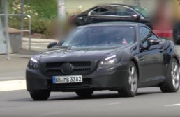2016 Mercedes SLC gets a facelift, poses for spy video