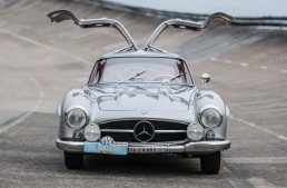Stirling Moss’ Mercedes-Benz 300 SL Gullwing now for sale