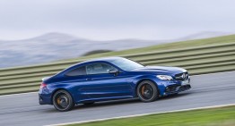VIDEO Mercedes-AMG C 63 S Coupe plays on the Ascari race track