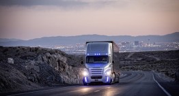 Daimler Trucks wins European Excellence Award 2015