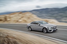 Everything about the 2017 Mercedes E-Class. The most intelligent business saloon (47 pics+video)