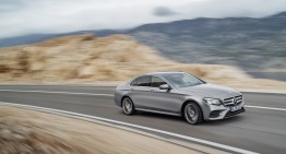 Everything about the 2017 Mercedes E-Class. The most intelligent business saloon (47 pics+video)