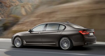 BMW 760Li xDrive: a new rival for Mercedes-Benz S 600