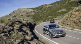 Smashing records: Mercedes-Benz SUVs and compact cars sell best