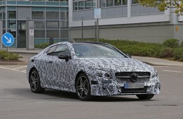 2017 Mercedes E-Class Coupe spied with minimal camouflage