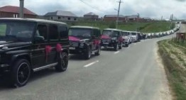 Chechen style: The longest Mercedes wedding convoy. EVER!