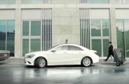 The romantic crash – Funny new Mercedes-Benz commercial goes viral