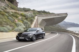 Mercedes-Benz already passes the 2 million mark for the vehicles sold this year