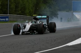 Thunder in paradise – Rosberg gets penalized, Hamilton stays arrogant