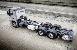Restoring Heavy-Duty Vehicle Frames to OEM Specifications