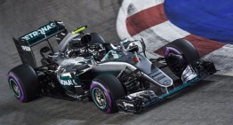 Singapore with a win in store! Rosberg gets tight victory