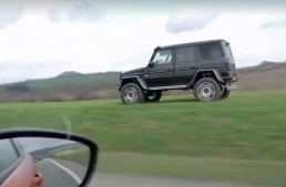 Watch out, it’s after you! G-Class in the off-road overtakes car on the road