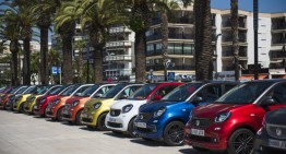 The smart parade: almost 3000 smart fans celebrated in Spain