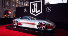 Mercedes-AMG Vision Gran Turismo was the star on the red carpet, at the premiere of Justice League