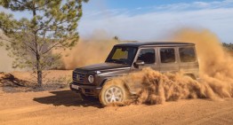 First videos of the 2019 Mercedes-Benz G-Class prove that it is as invincible as ever
