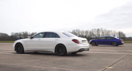 VIDEO: Mercedes-AMG S 63 versus BMW M760Li drag race