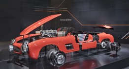Mercedes-Benz 300 SL Gullwing reborn: Brand new original body parts for Mille Miglia legend