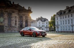 The Mercedes-AMG C 43 4MATIC get extensive facelift