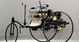 The first Mercedes-Benz is for sale! Well, a replica of it…