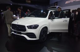 Live from Paris 2018 – The new Mercedes-Benz GLE