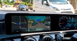 Hello, Mercedes! Can I park here? MBUX infotainment system recognizes dangerous areas