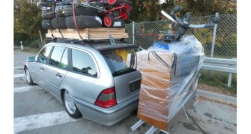 He wished he had an X-Class instead. German driver carries all with his C-Class T-Modell