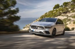 First test drive Mercedes B-Class: first impressions on the B 200 d