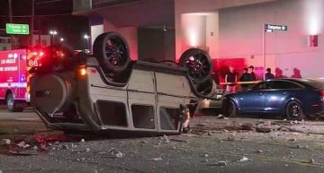 Driver drops from 3rd floor of parking garage with a G-Class and survives