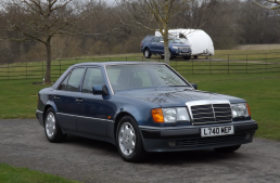 Mr. Bean sells one more Benz: a Mercedes-Benz 500 E W124