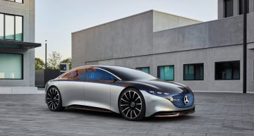 How will Mercedes-Benz build an autonomous car ahead of BMW?