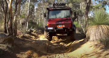 Man modifies his Mercedes-Benz Unimog U1300 L37 and is ready for doomsday