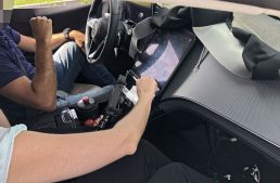First pictures with the Mercedes EQS interior