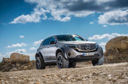 The Mercedes-EQC 4×4² shows off with its off-road capabilities