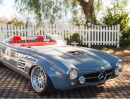 Mercedes-Benz 300 SL Roadster undergoes tuning. This is the result