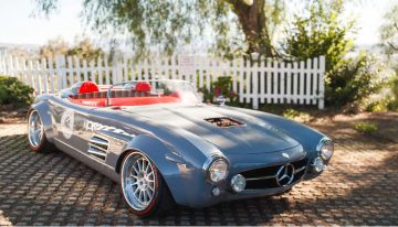 Mercedes-Benz 300 SL Roadster undergoes tuning. This is the result