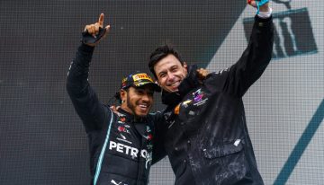 Lewis Hamilton finally signs deal with Mercedes-AMG Petronas